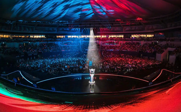 揭密ChatGPT：它将如何刷新科技巨头？(爆红的ChatGPT 先刷新谁 )